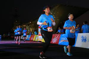 BIB: 949
                            <button type="button" onclick="openModal(3397386)" class="btn btn-primary btn-sm float-right btn-popup" data-toggle="modal" data-target=".modal-high-quality">
                        <i class="fas fa-shopping-cart"></i> Add to Cart
                    </button>
                                            <button type="button" onclick="isThisMe(3397386, true)" class="btn btn-success btn-sm float-right btn-popup btn-isme hidden" data-toggle="tooltip" data-placement="bottom" title="นี่คือรูปของคุณใช่ไหม คลิกที่นี่เพื่อเอาเข้าอัลบั้ม">
                        <i class="fas fa-plus"></i> Add to album
                    </button>
                    <button type="button" onclick="isThisMe(3397386, false)" class="btn btn-warning btn-sm float-right btn-popup btn-isnotme hidden">
                        <i class="fas fa-ban"></i> Remove from album
                    </button>